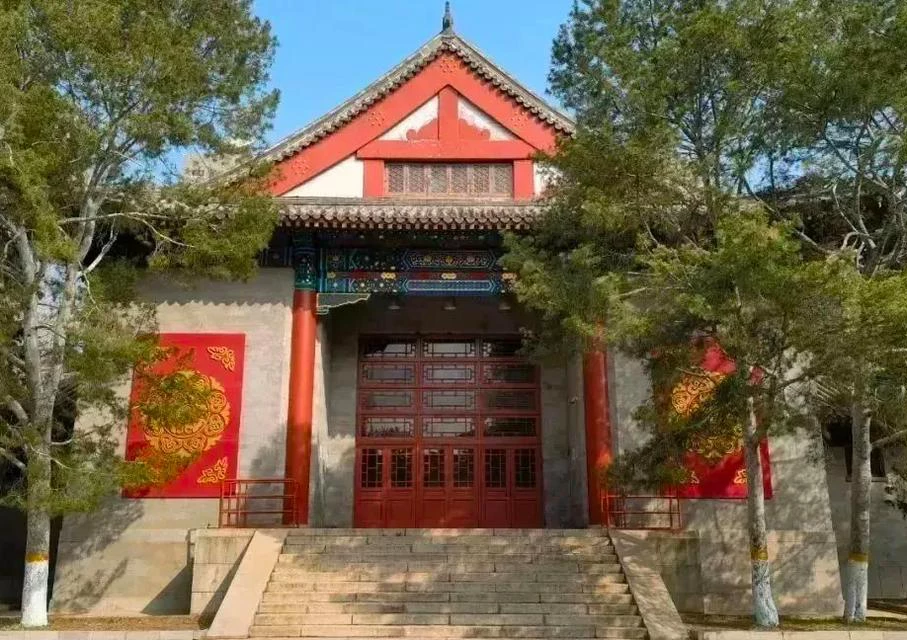 密德萨斯大学